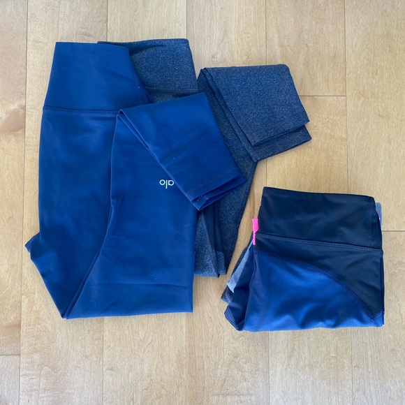ALO Yoga Pants - 5 Leggings bundle! Alo Yoga+ Ellie 2 long and 3 capri! Size Small